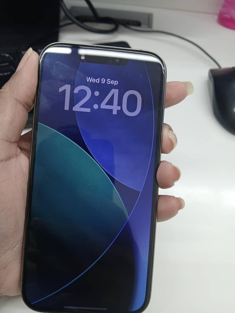 Apple iPhone 15 Pro 1