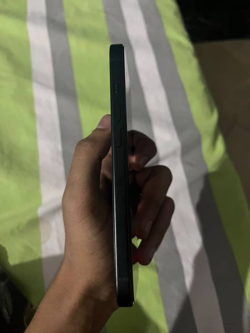 Iphone 15 6
