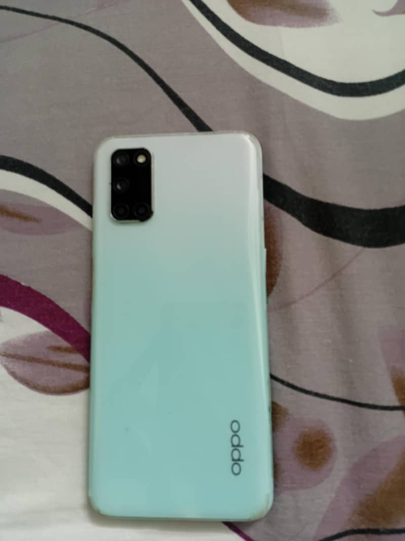 OPPO A52 1