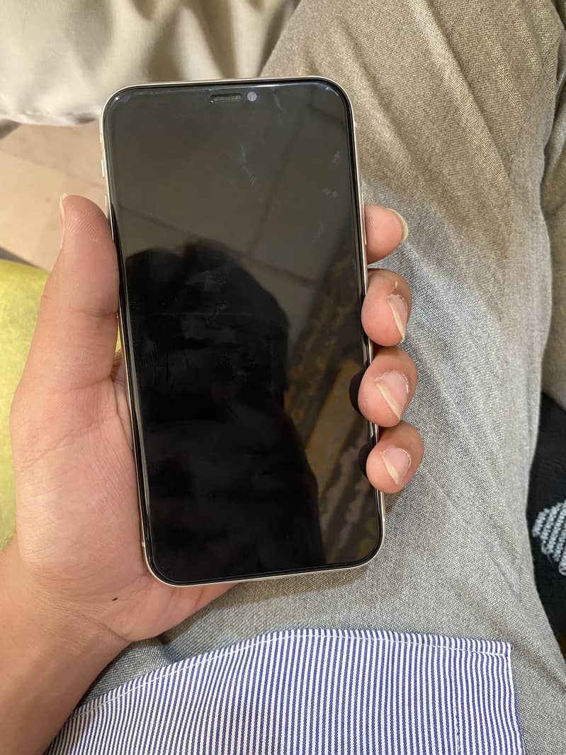Apple iPhone 11 2