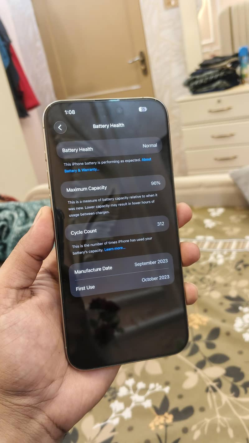 Apple iPhone 15 Pro Max. jv 1