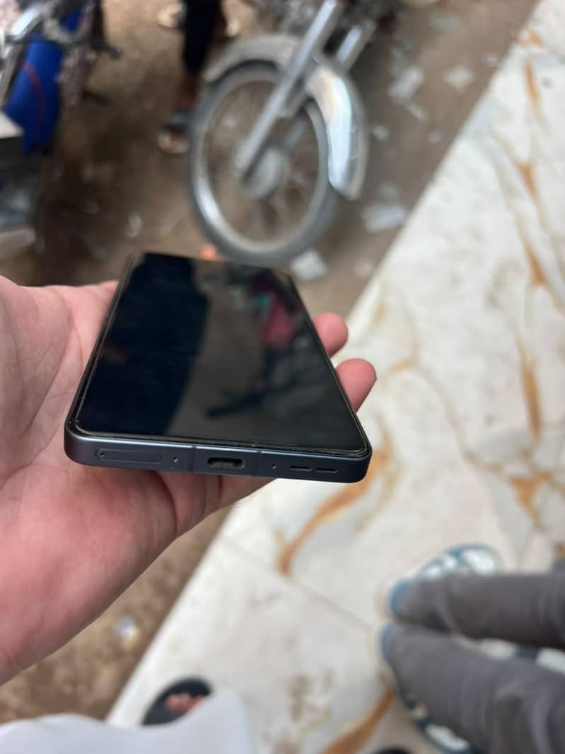 One Plus 13R 4