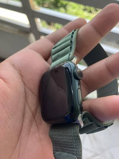 Apple watch Series 7 41mm Green | 87% Battery Health | 9.5/10 conndi