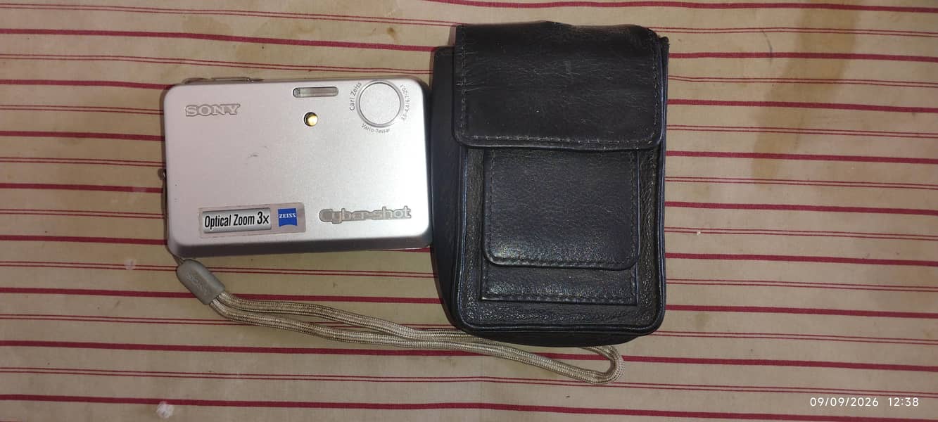 Sony digital camera on offer. 1