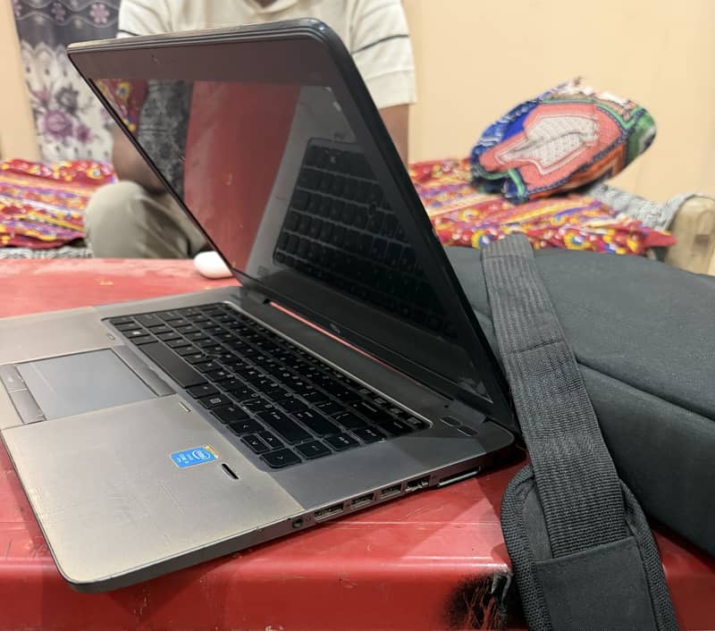 Hp 850 Core i5 5th generation 3