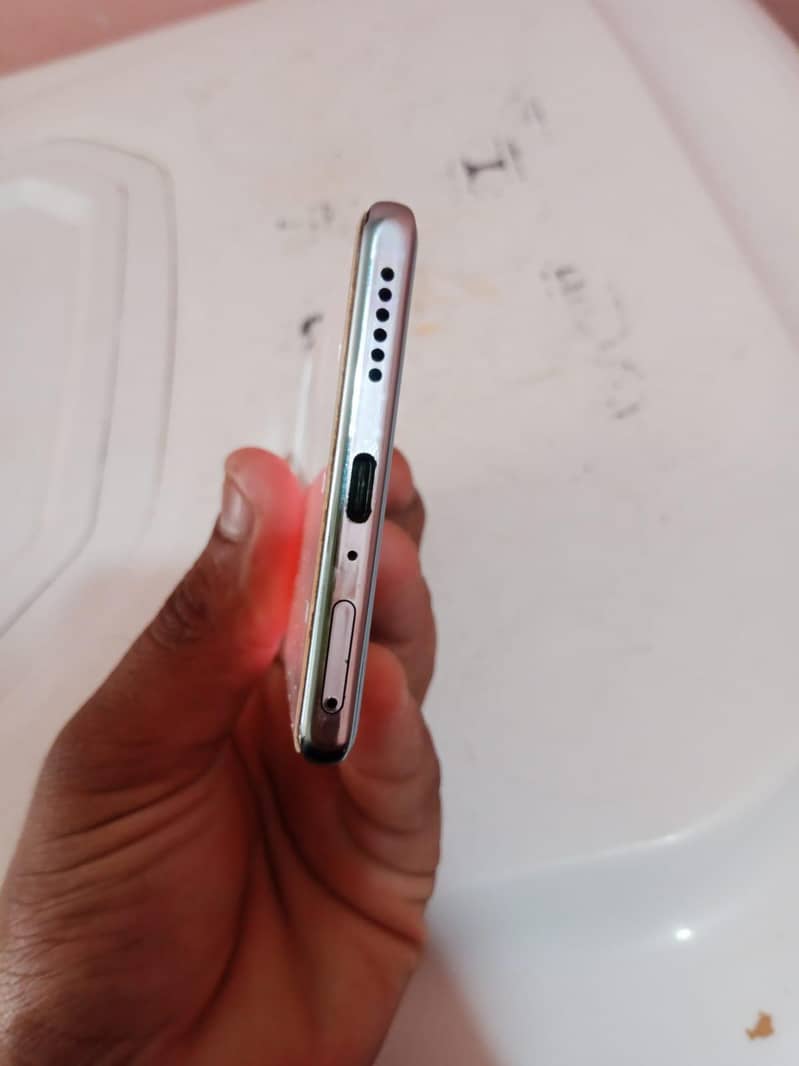 Infinix Zero 40 6