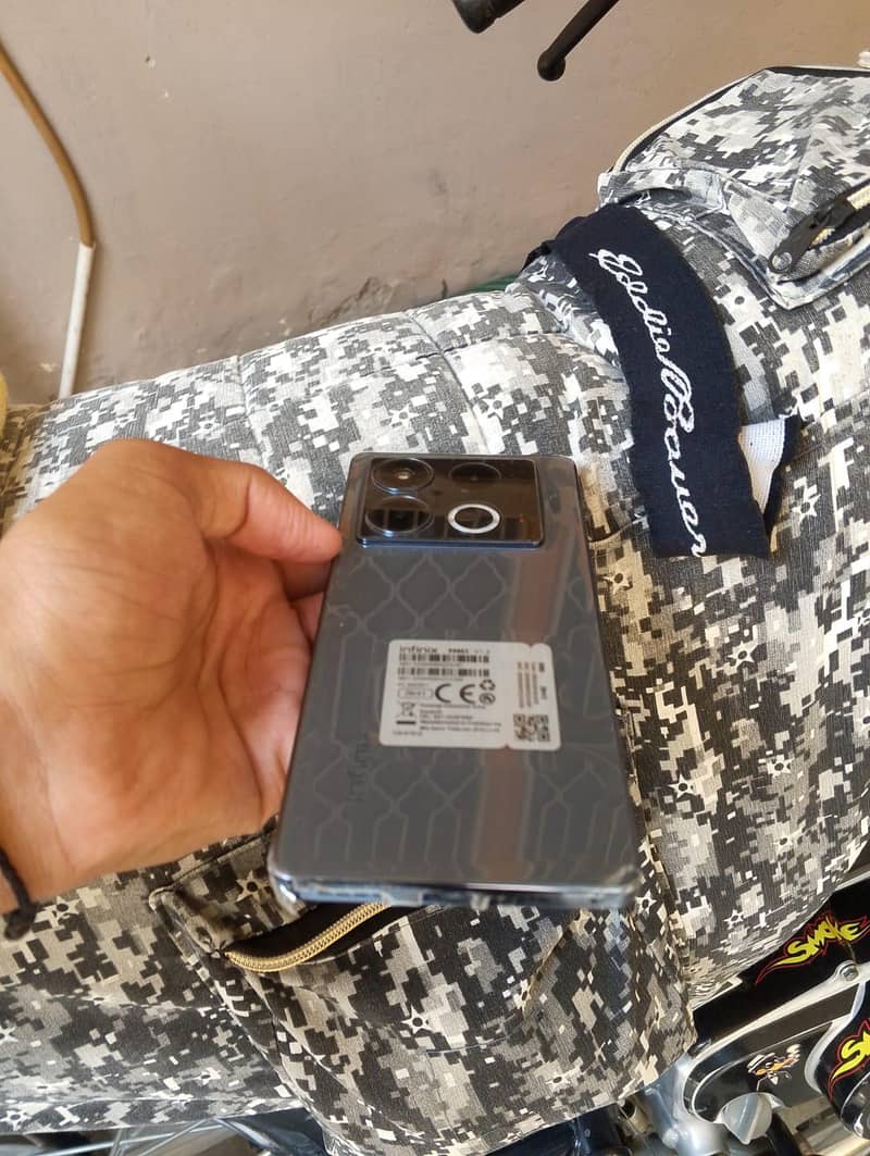 Infinix Note 40 6