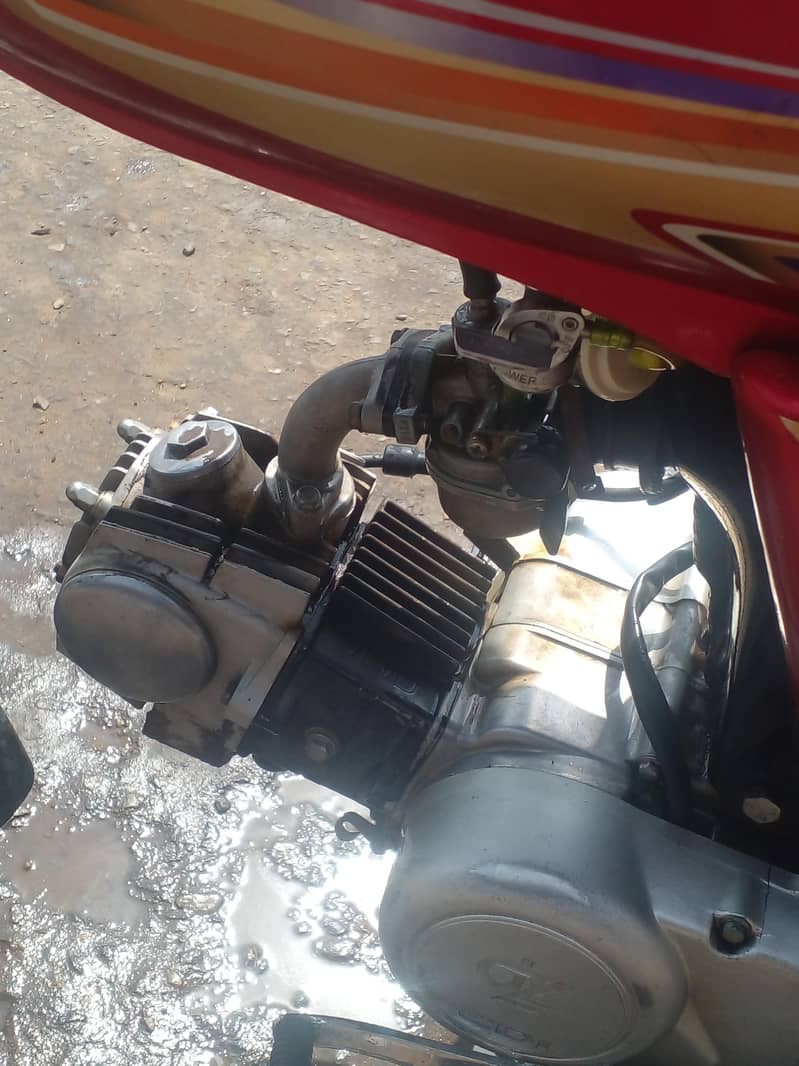 Dhoom 70cc 3