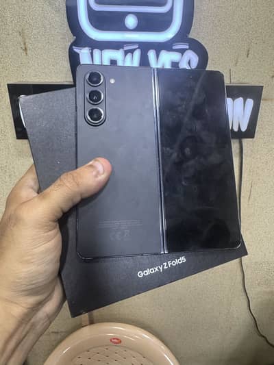 Samsung Mobile Z Fold 5