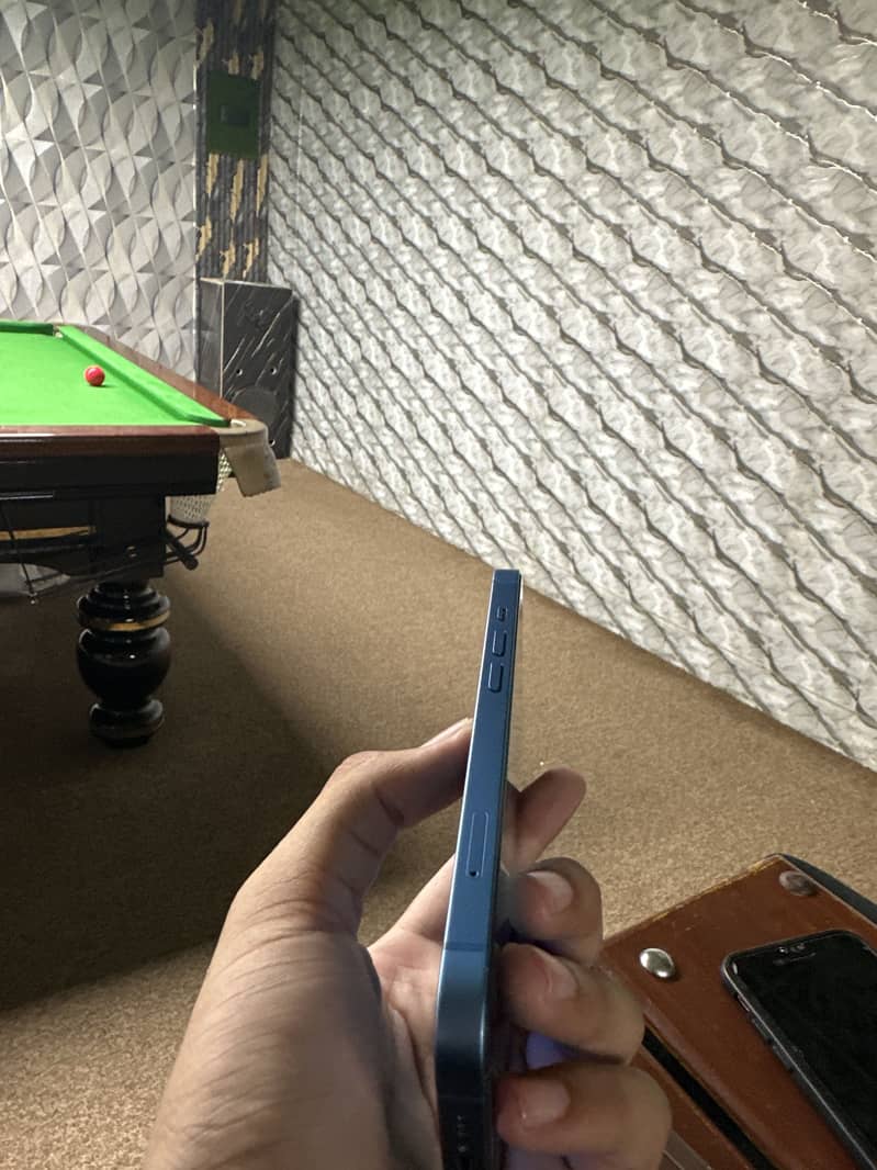Apple iPhone 13 3