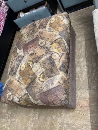 6 seater sofa with chairs and puffy for sale