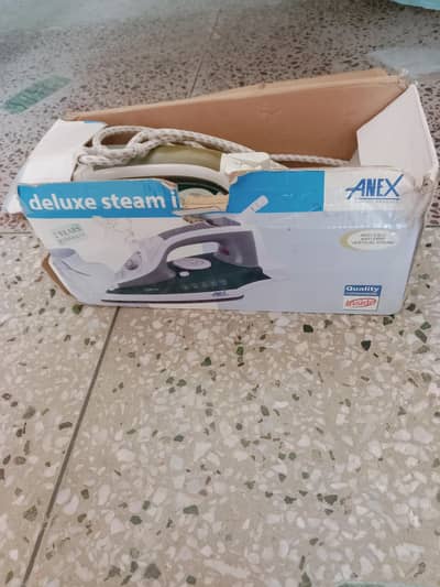 Anex Deluxe steam iron