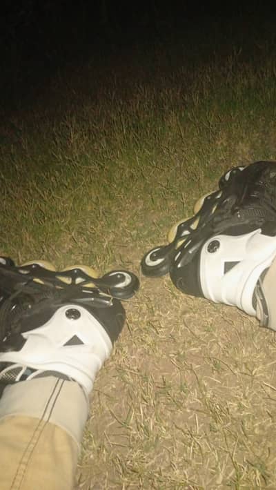 Adjustable Size Skating Shoes Brand new Condition