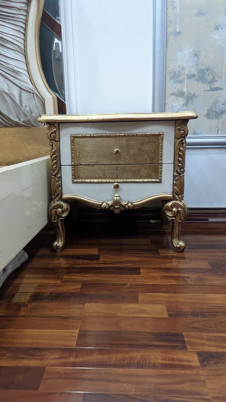 solid bed set 3