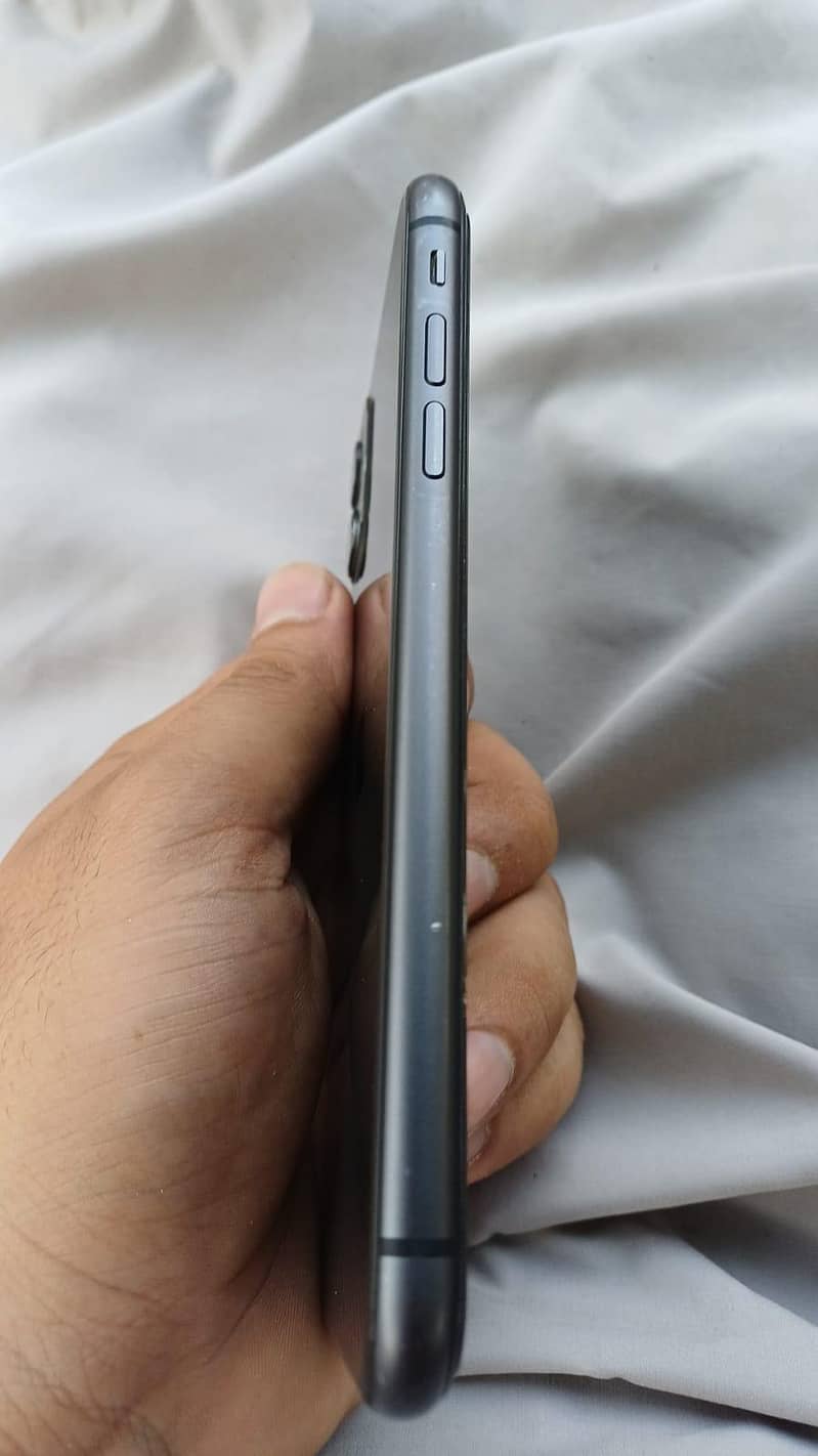 iphone11 4
