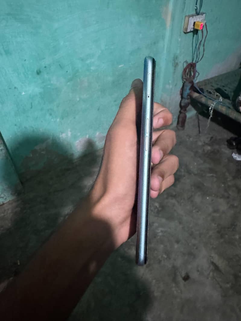 OPPO A96 contact 03464996115 4
