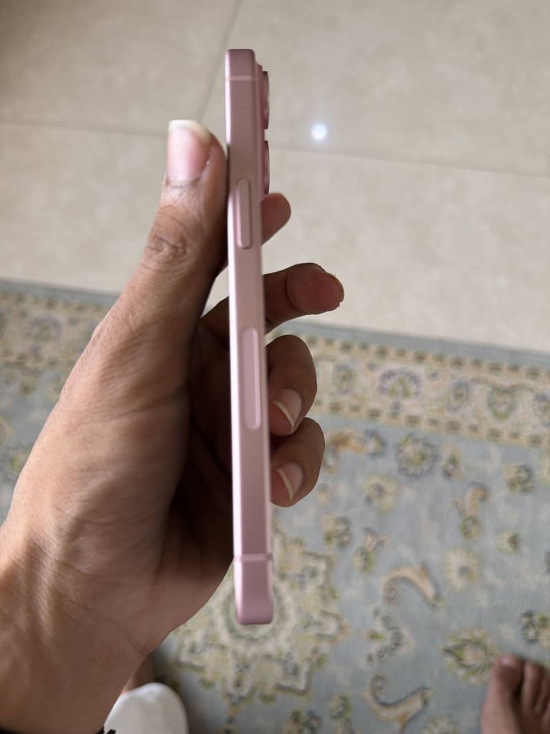 Apple iPhone 15 1