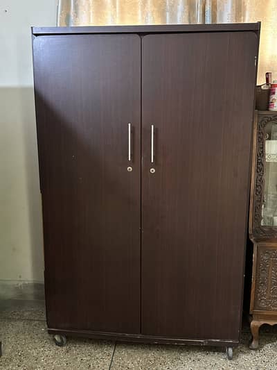 Almari Two Door Wooden