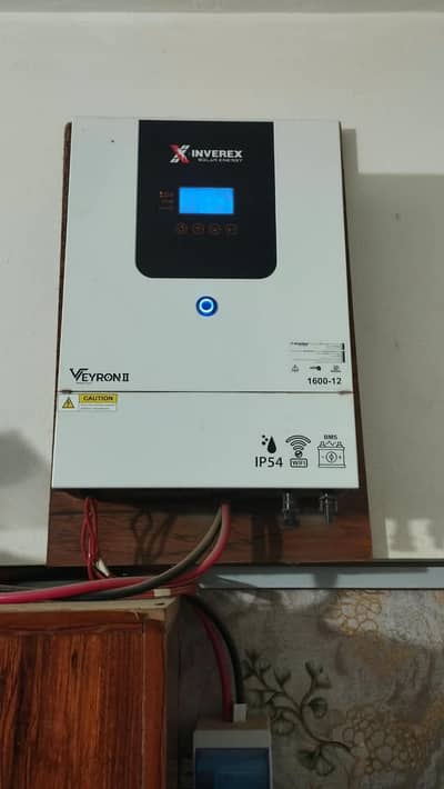 1 month use hoa hai bas box pack rakha hoa h urgent sale krna hai