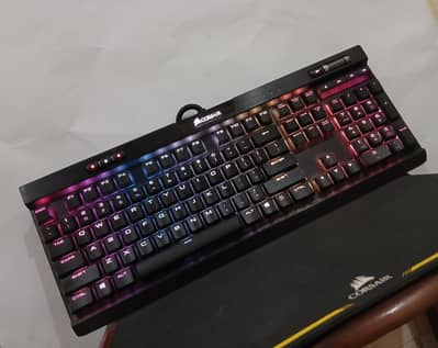 Corsair RGB Machincal Gaming Keyboard