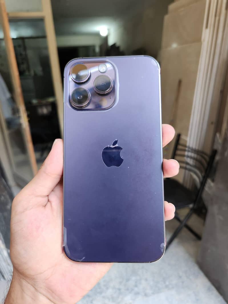 Apple iPhone 14 Pro Max 0