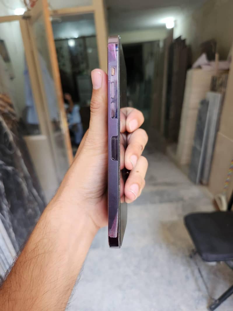 Apple iPhone 14 Pro Max 2
