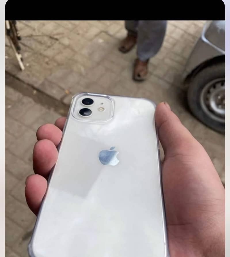 Apple iPhone 12 1