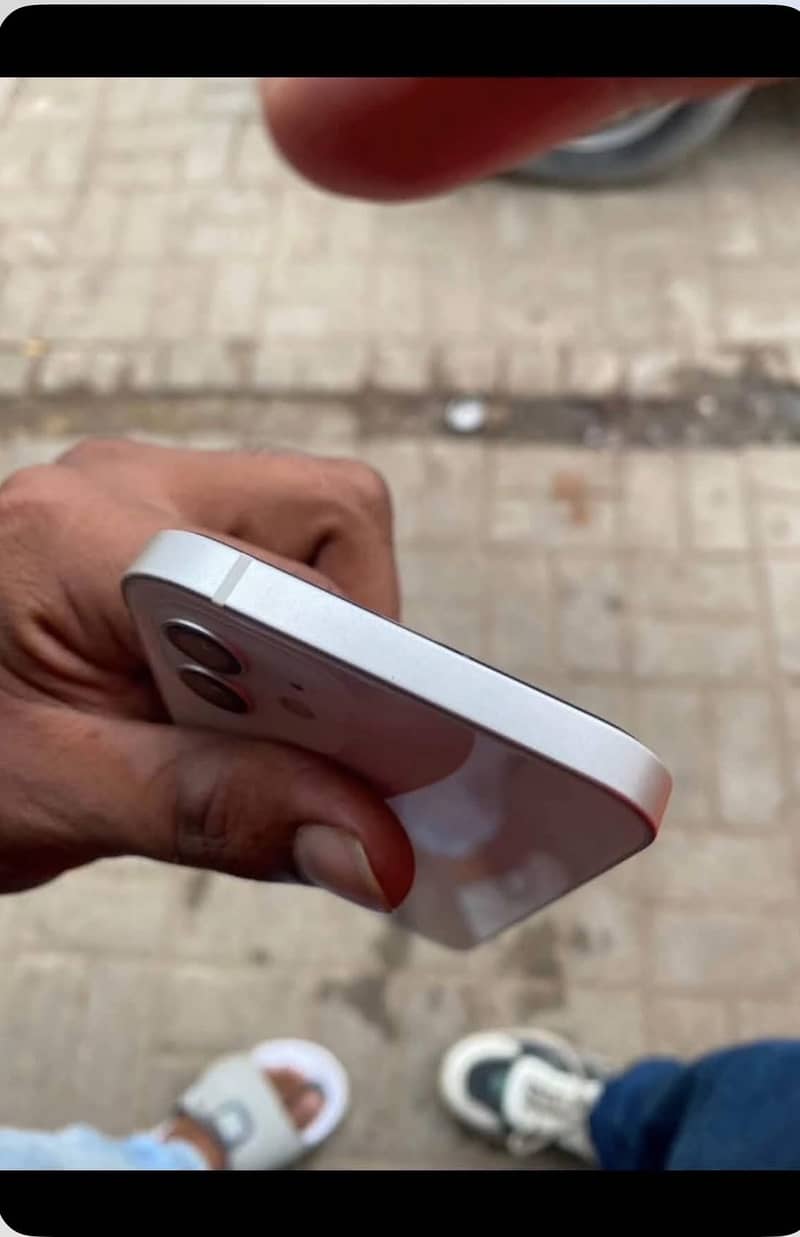 Apple iPhone 12 2