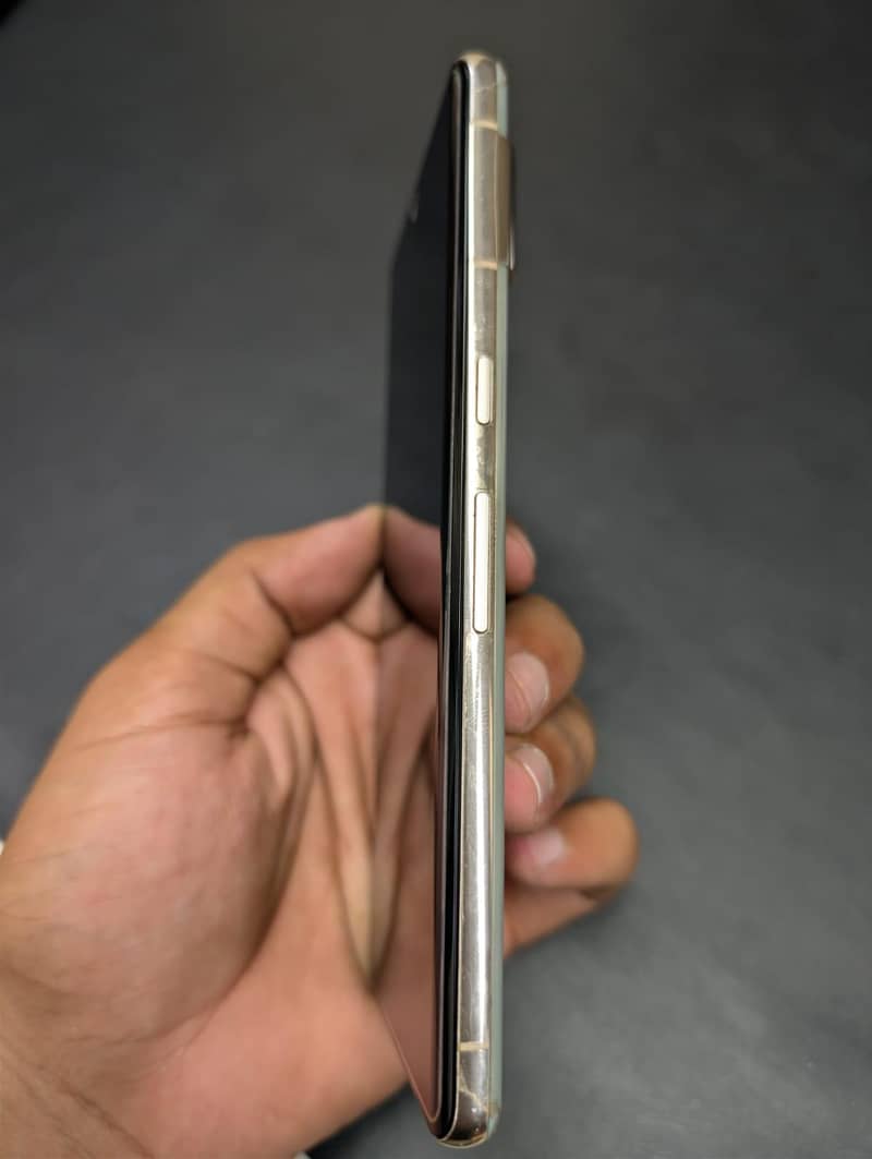 Google Pixel 7 Pro 4