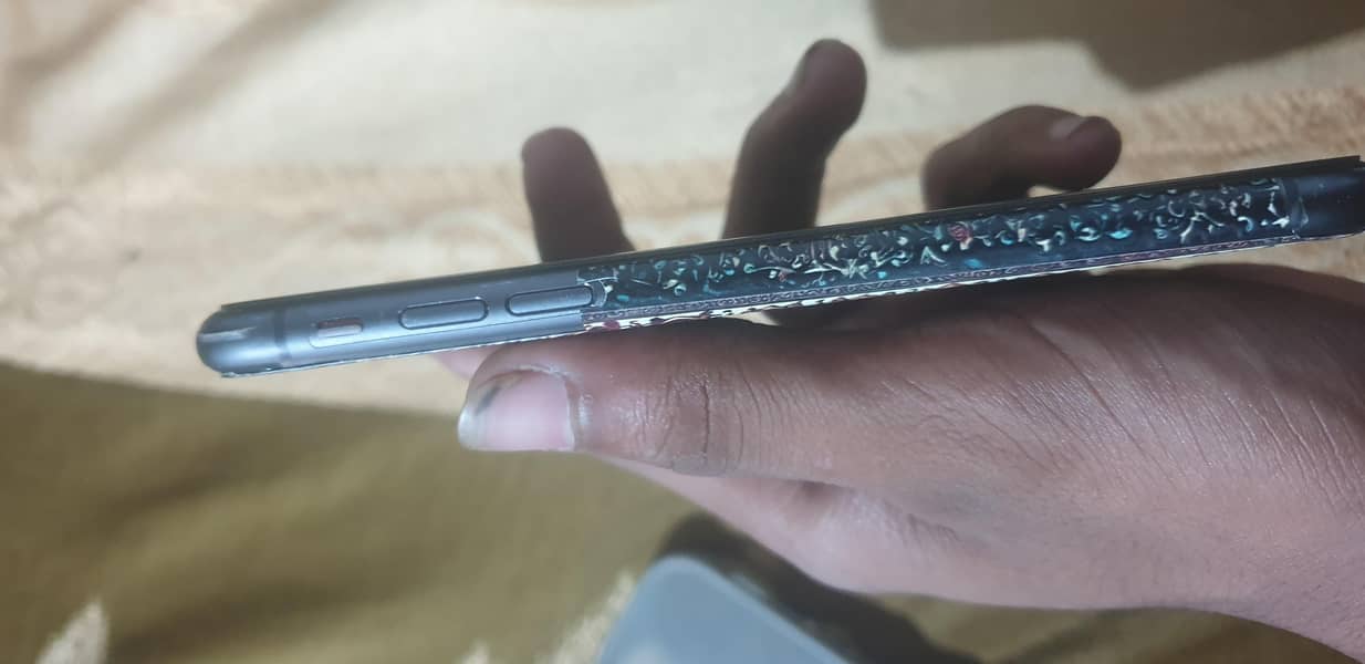 iphone 11 128 gb 4
