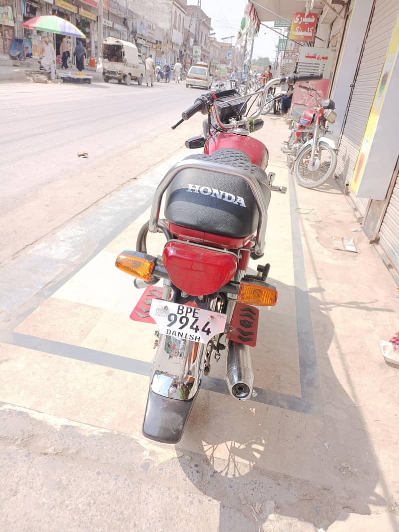 honda 70 2017 3