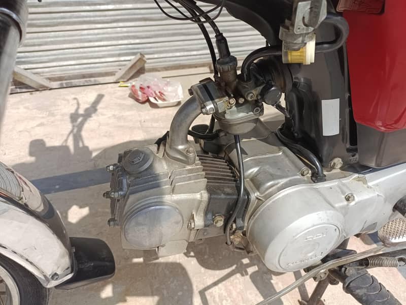 honda 70 2017 8