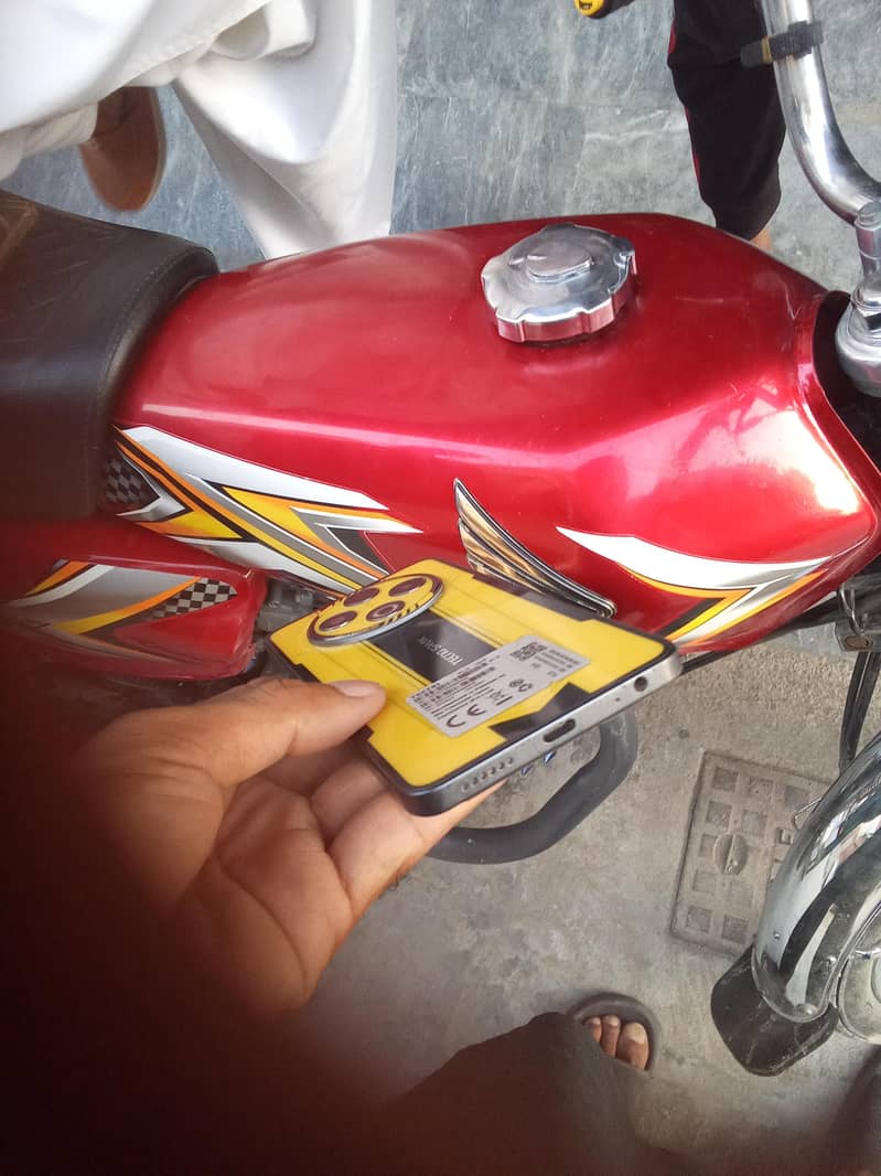 Tecno Spark 30 8/128 3