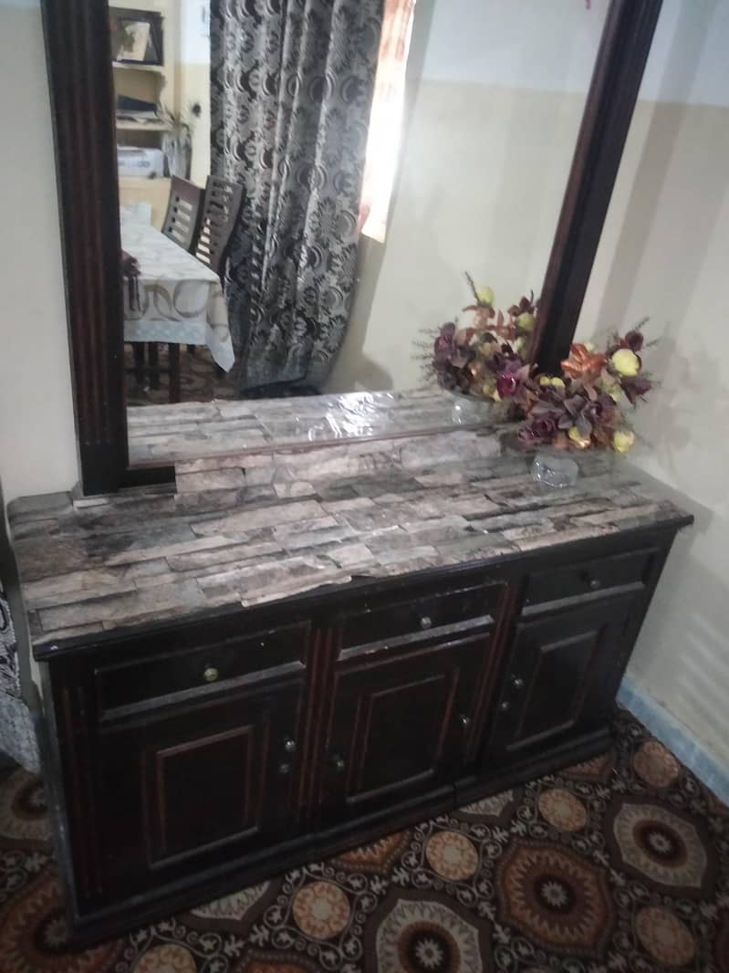 Dressing table 2