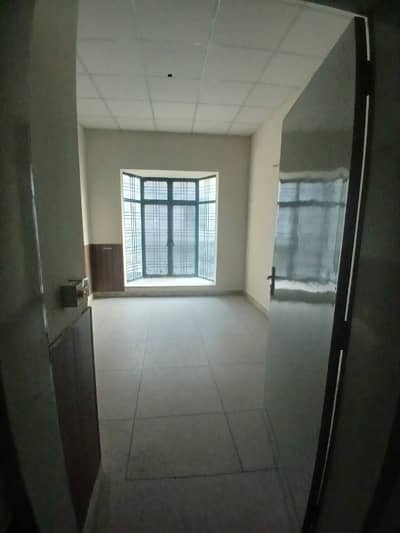 10MARLA BEAUTIFUL MARBLE CHIPS FLOORING HOUSE FOR SALE IN NISHTAR BLOCK ALLAMA IQBAL TOWN