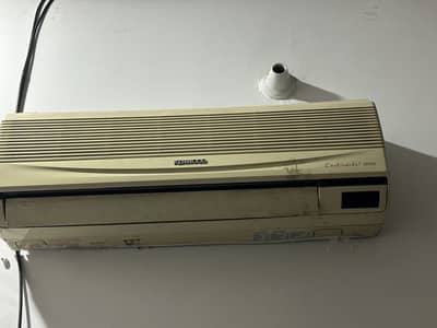 Kenwood 1 ton simple ac