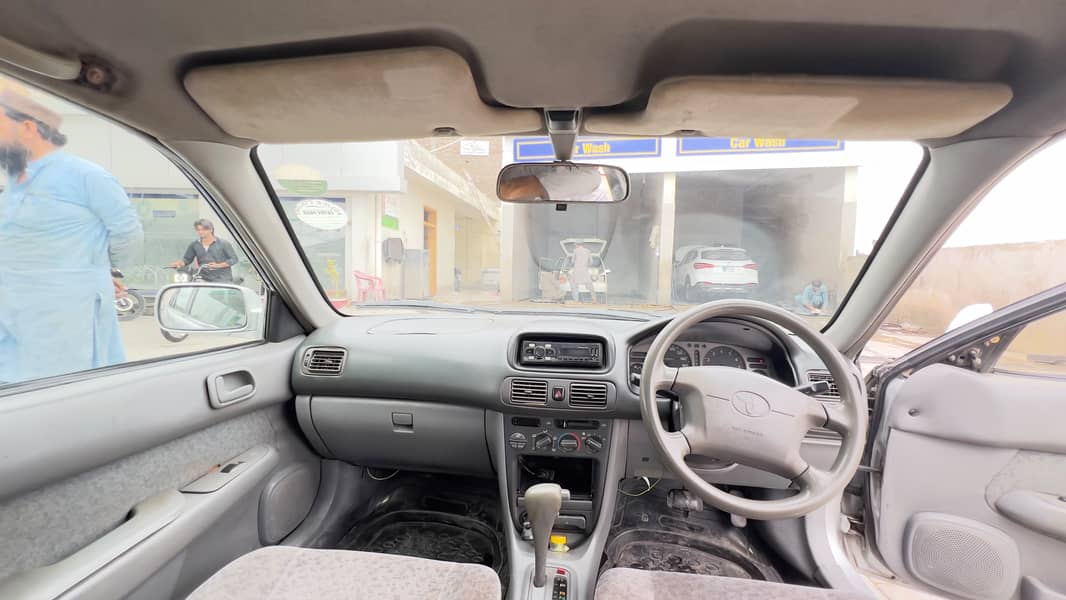 Toyota Corolla 1998 4