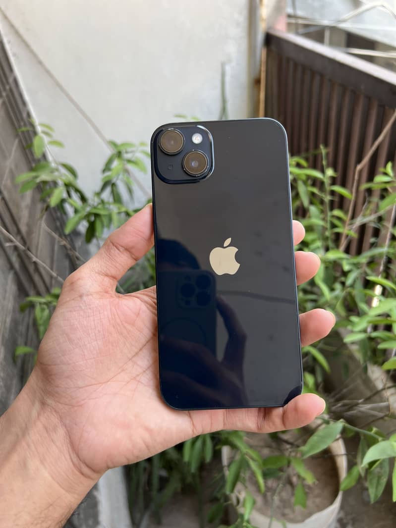 Apple iPhone 14 plus 4