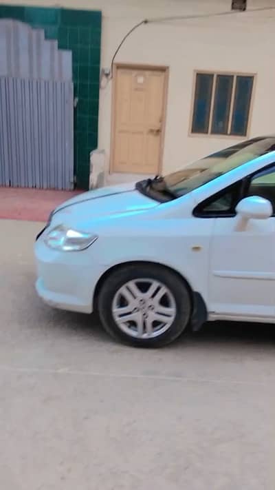 Honda City 06 saaf gari Punjab num