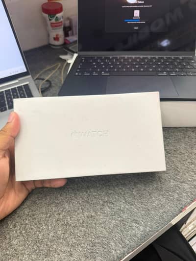 apple watch ultra 3 non active box oacked