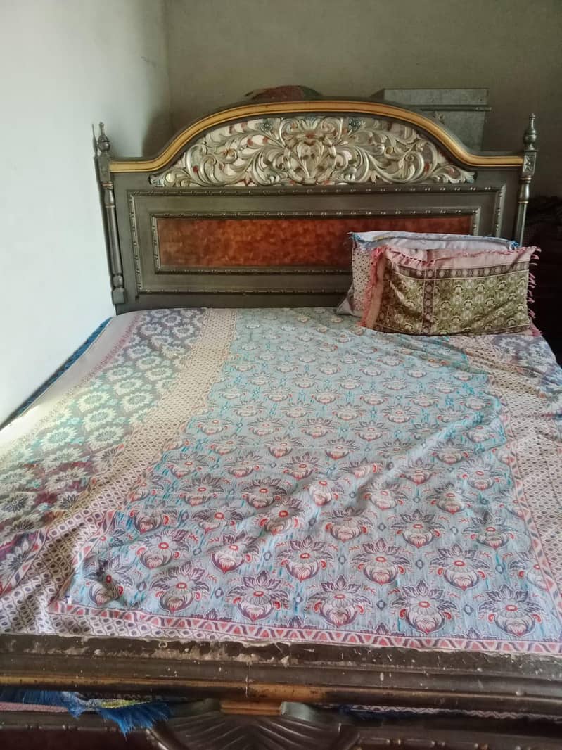 Bed and dressing 1