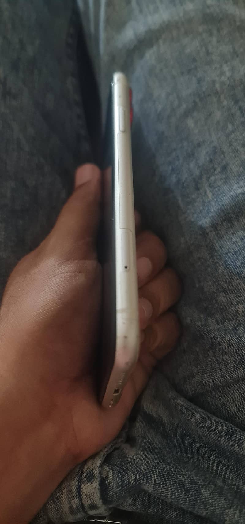 Apple iPhone 11 3