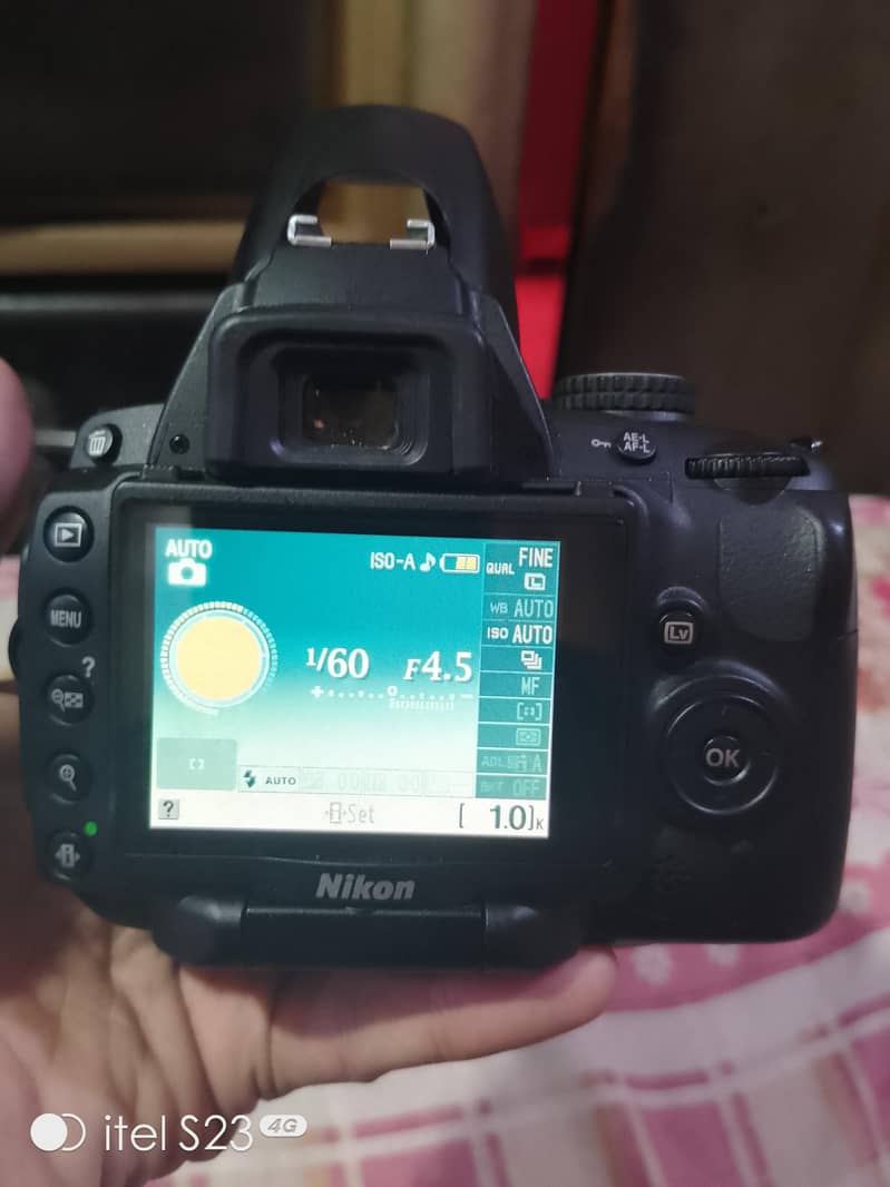 Nikon D5000 11