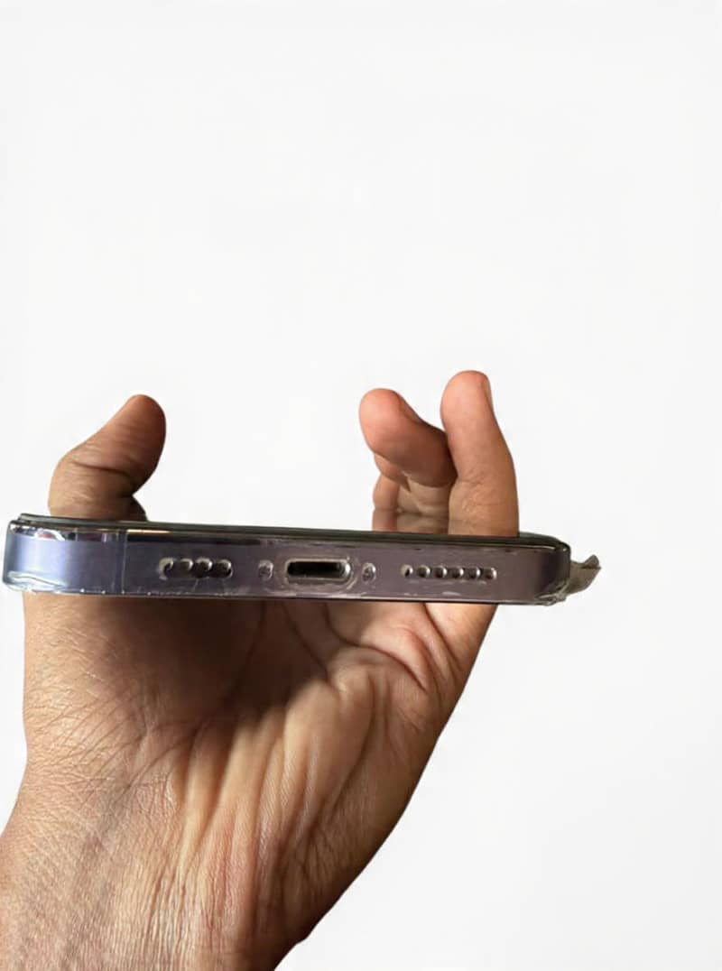 Apple iPhone 14 Pro Max 2