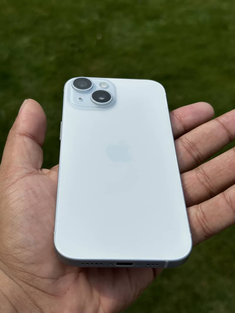 Apple iPhone 15 8