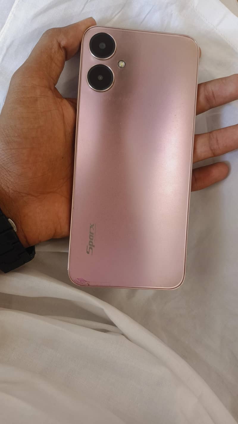 Tecno Spark 6 1