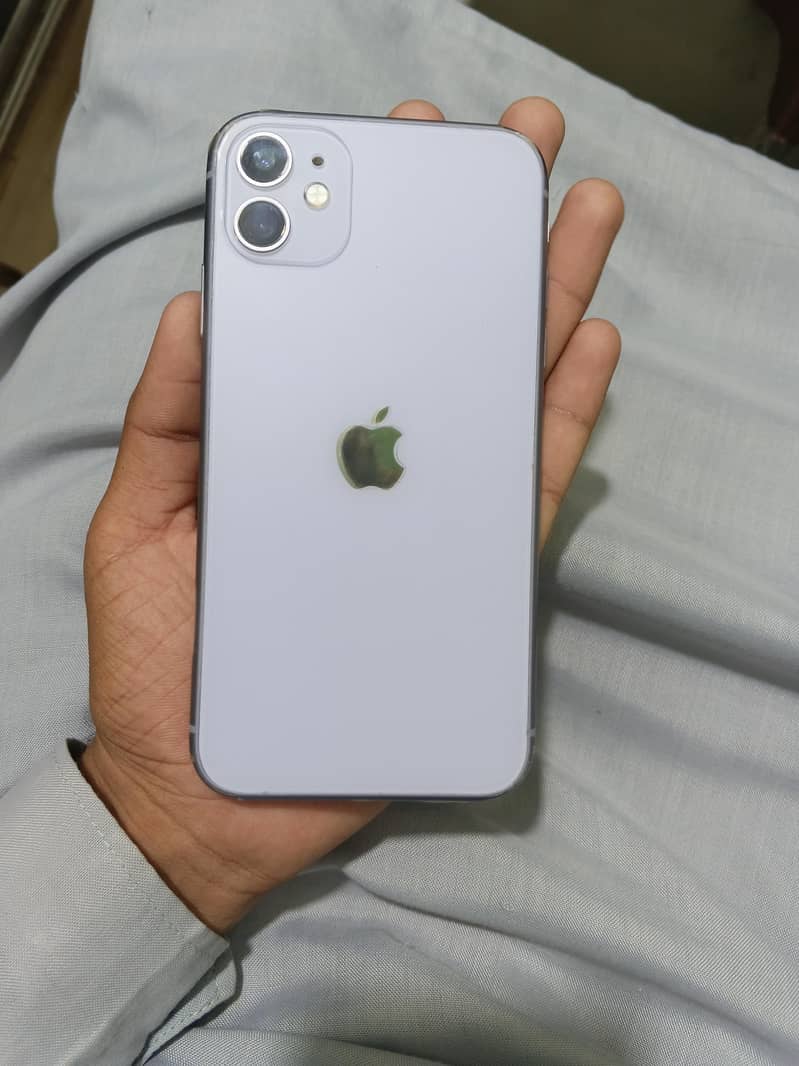 Apple iPhone 11 0