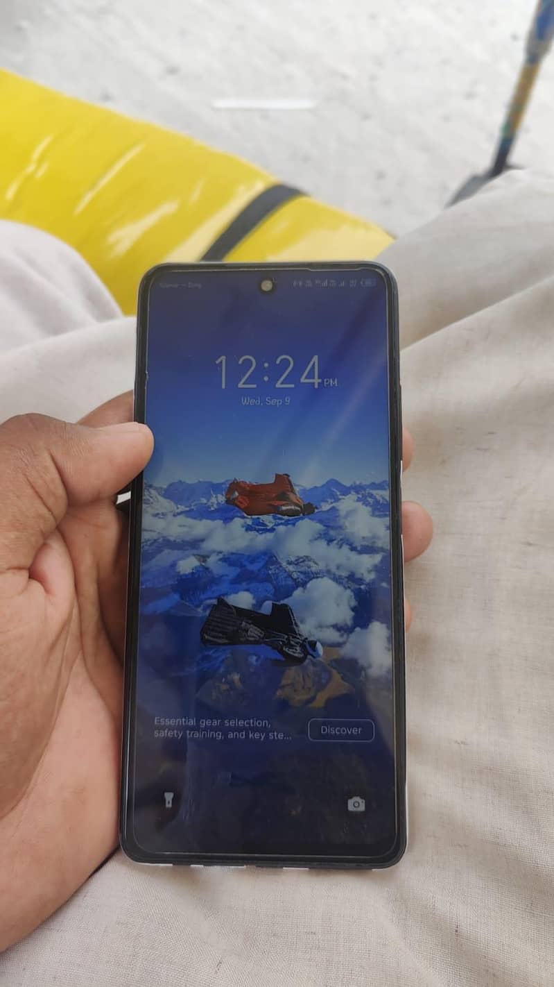 Infinix Hot 30 1