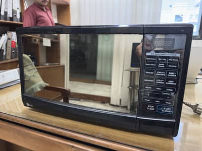 Microwave oven
