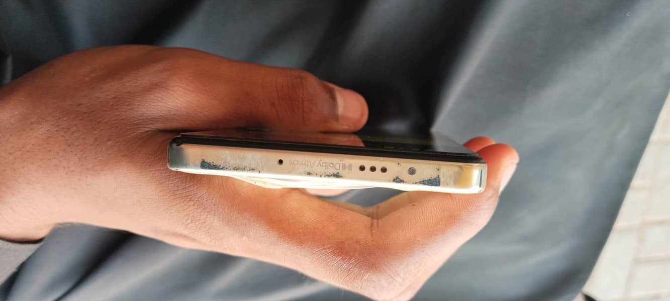 Tecno CAMON 30 nove 1